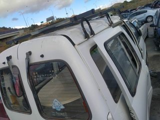 Faro nissan 1581044 260607c007 vanette cargo 2.3 d