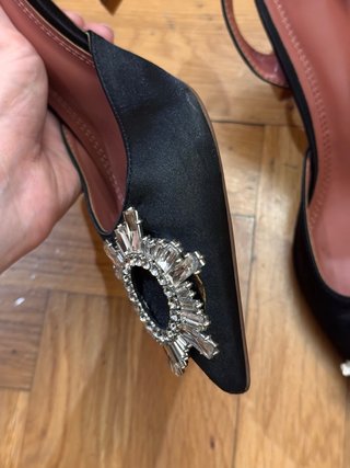 Zapatos negros tacón alto pedrería