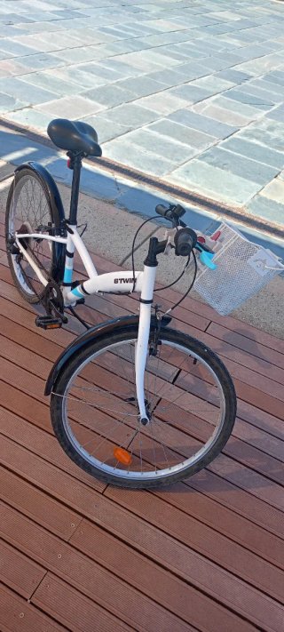 Bicicleta BTWIN Blanca