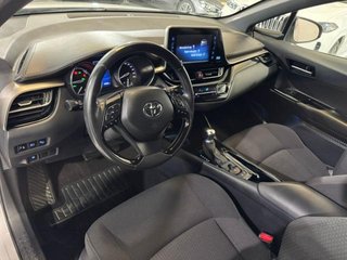 TOYOTA C-HR Hybrid Advance
