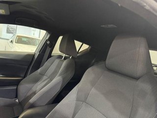 TOYOTA C-HR Hybrid Advance