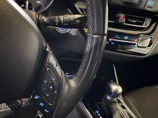 TOYOTA C-HR Hybrid Advance