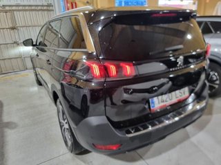 PEUGEOT 5008 Allure 1.5 BlueHDi 130 S&S EAT8