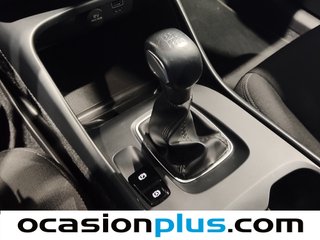 Volvo XC40 T2 Momentum Core 95 kW (129 CV)