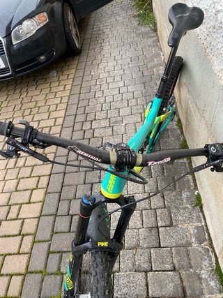 Giant Reign Carbono
