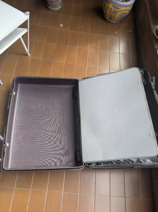 Maleta Samsonite Rígida Antigua Robusta