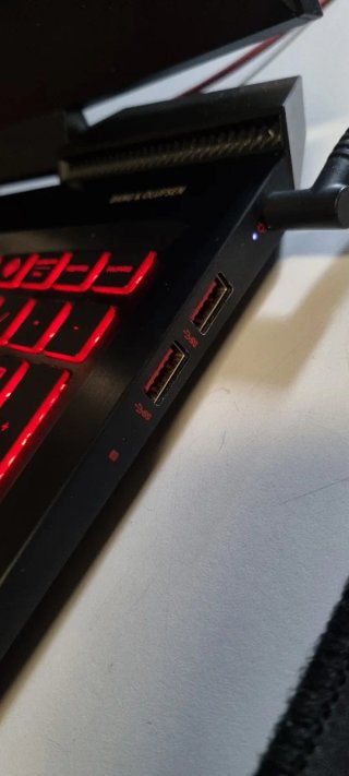 HP OMEN 15 - i7 7700HQ 12GB GTX1050