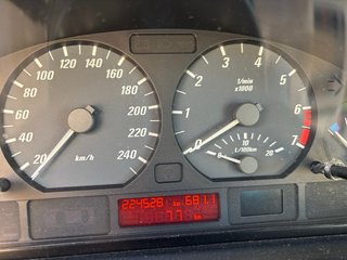 BMW E46 325ci coupe