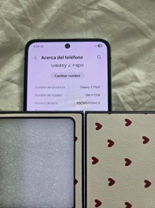 Samsung Galaxy Flip 5