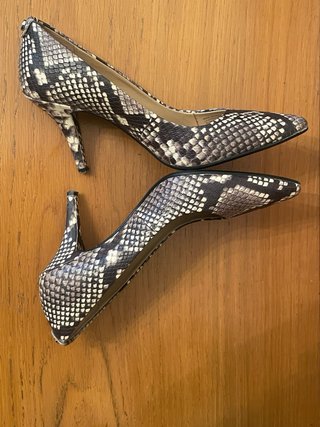 MICHAEL KORS - Zapatos tacón print serpiente 36