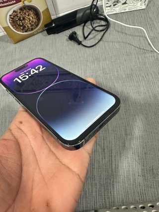 iPhone 14 Pro Morado