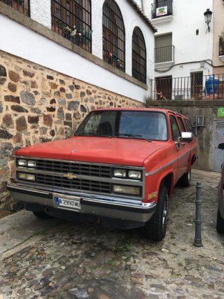 Chevrolet Suburban 350 1990