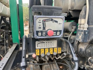 camion grua pluma y caja