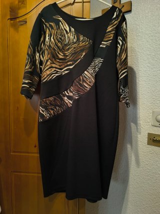 Pantaloni e Abiti Taglia XXL