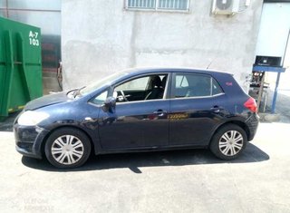 533572 centralita motor 0281013413 toyota auris