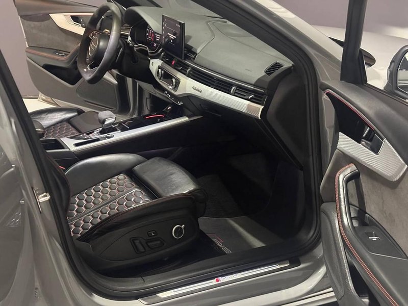 Audi A4 2021, foto 12