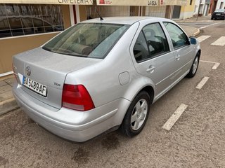 Volkswagen Bora 2000