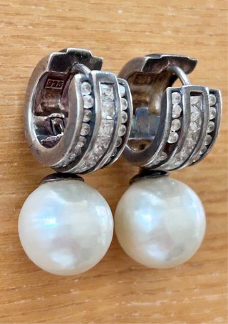 Pendientes Bucherer Plata Ley 925 Perlas y Circoni