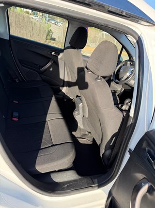 Peugeot 2008 2015