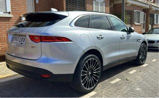 Jaguar F-Pace 2.0L  i4D  AWD