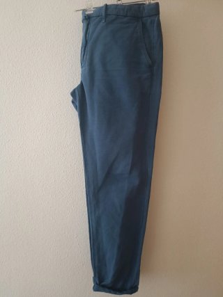 Vaqueros tipo chino / pitillo color azul Mango Man