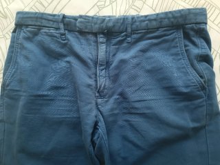 Vaqueros tipo chino / pitillo color azul Mango Man