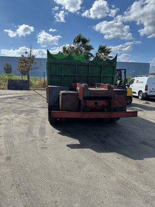 Camión Dumper Verde