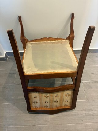 Butaca de madera y tela floral.especial para abuel