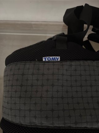 Mochila Portabebés Tomy