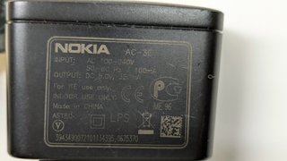 Caricabatterie originale Nokia AC-3E