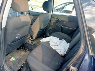 Ford Focus 2000