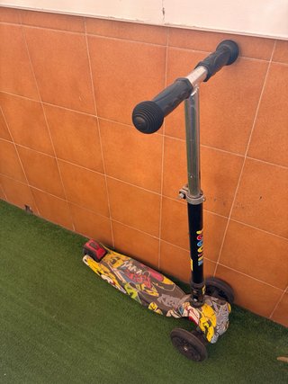 Patinete 3 ruedas infantil marca Scooter