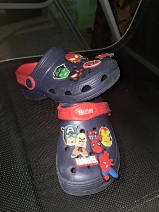 Chanclas Crocs Marvel Azul