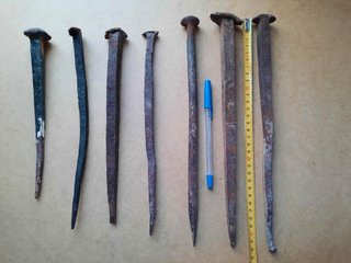 7 Clavos forja antiguos grandes entre 23-32 cm