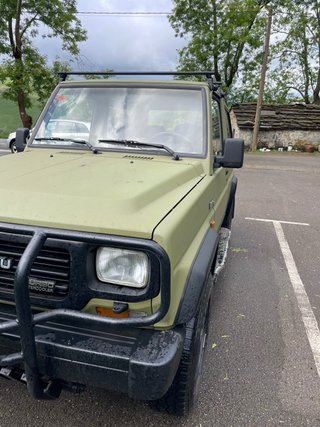 Daihatsu Rocky 1993