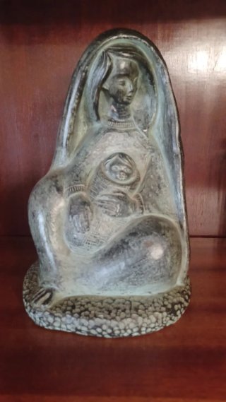 Figura cerámica Virgen con Niño antigua