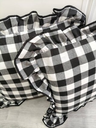 2 Fundas Cojín Vichy Volantes Negro Blanco