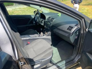 Toyota Avensis 2010