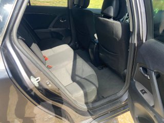 Toyota Avensis 2010