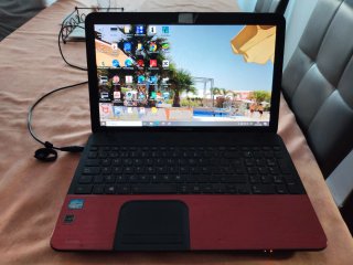 Toshiba Satellite C855-21N Portátil