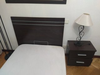 Conjunto cabecero y mesilla de noche