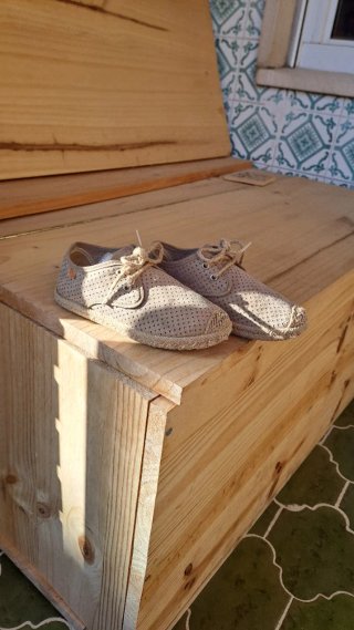 Alpargatas niño beige evento