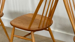 Mesa y 4 Sillas Ercol
