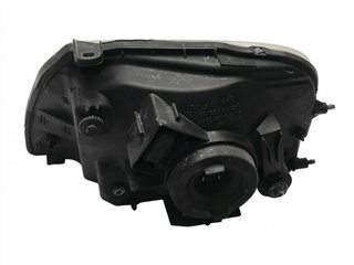 Faro derecho Mitsubishi L200