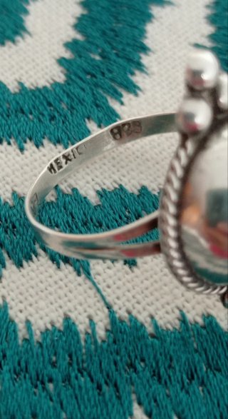 Anillo vintage cúpula.
