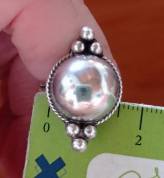 Anillo vintage cúpula.