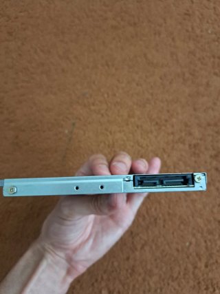 Gravador DVD Hitachi-LG GUE1 Ultra Slim