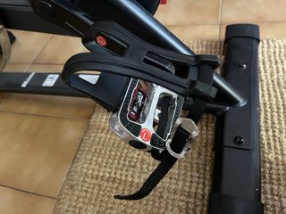 Bicicleta Estática Schwinn 700 IC7 / IC3