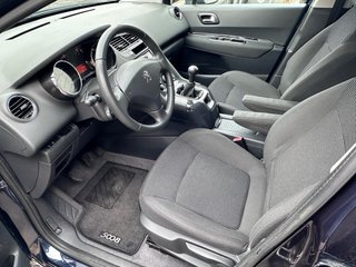 Peugeot 5008 2013