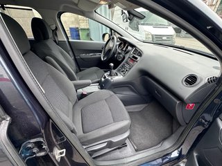 Peugeot 5008 2013